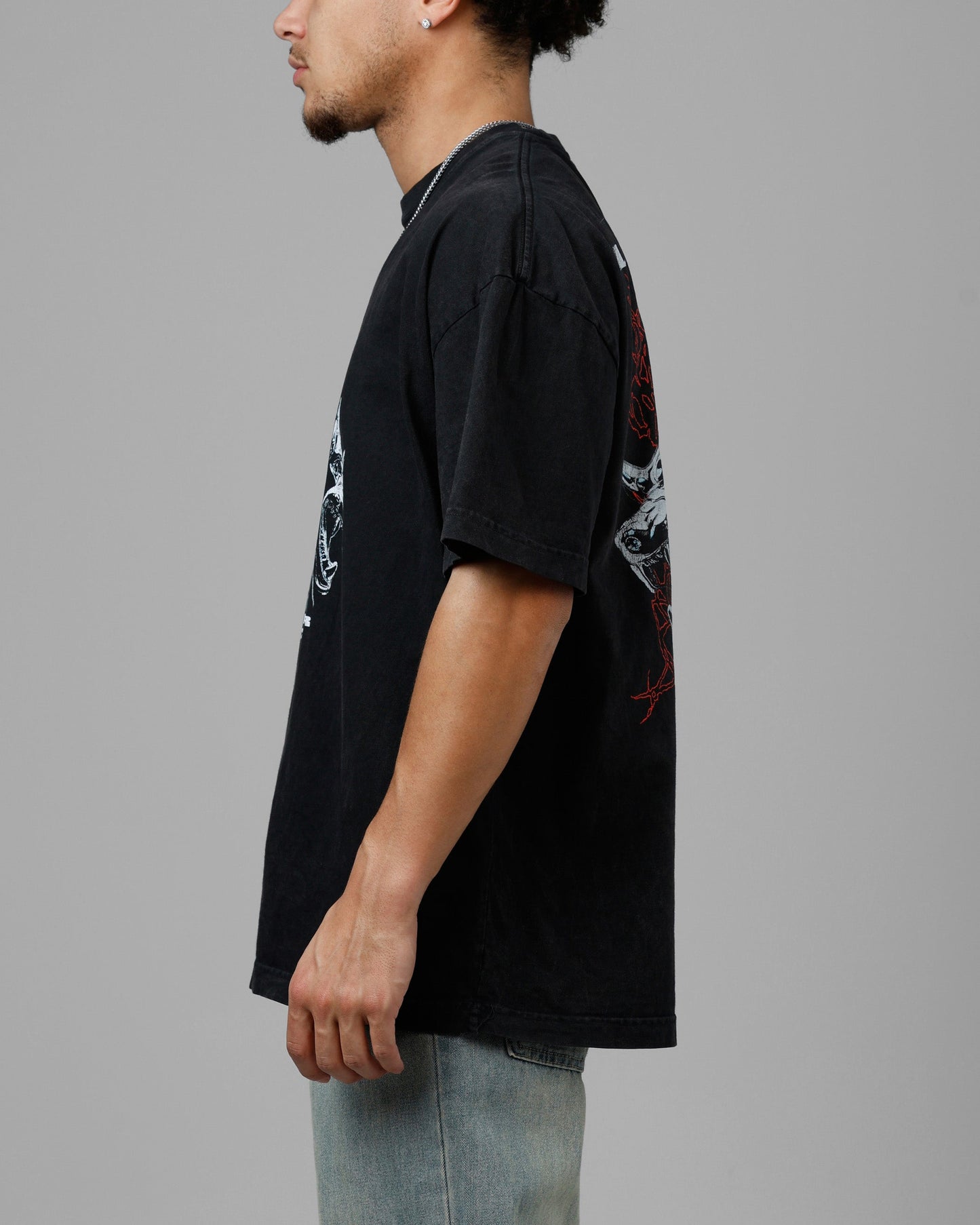 Loiter Chrome Dogs Vintage T-Shirt Black Wash Style002