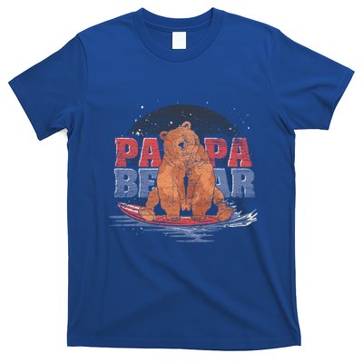 Surfing Bear Family Dad Cute Animal Daddy Papa Bear Gift T-Shirt