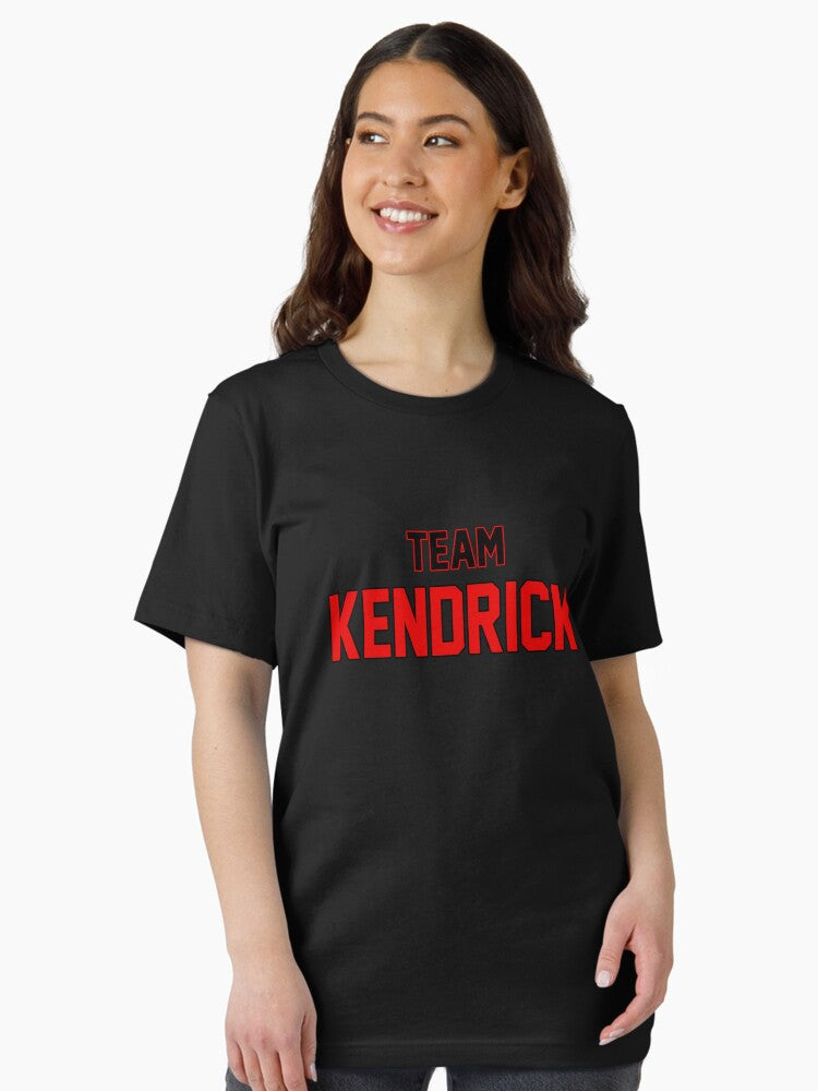 Team Kendrick - Red and Black Essential T-Shirt