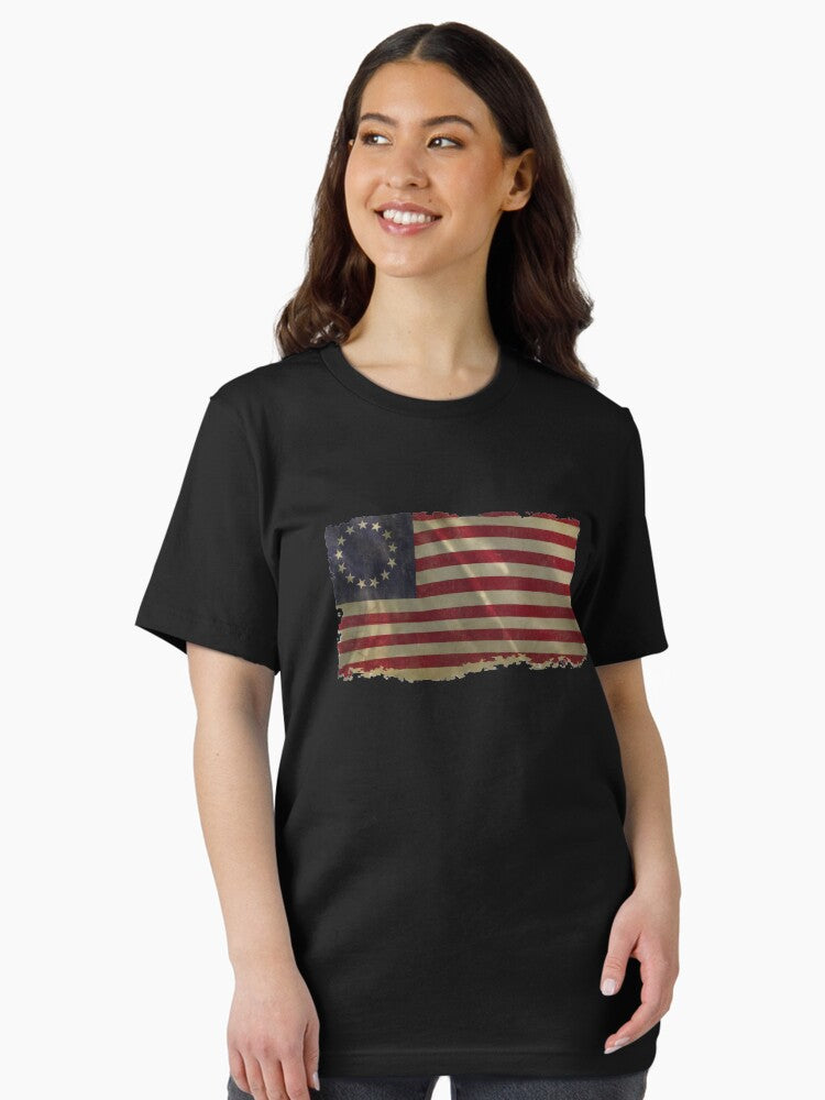 Betsy Ross American Flag Distressed Vintage Style 13 Star Flag Essential T-Shirt