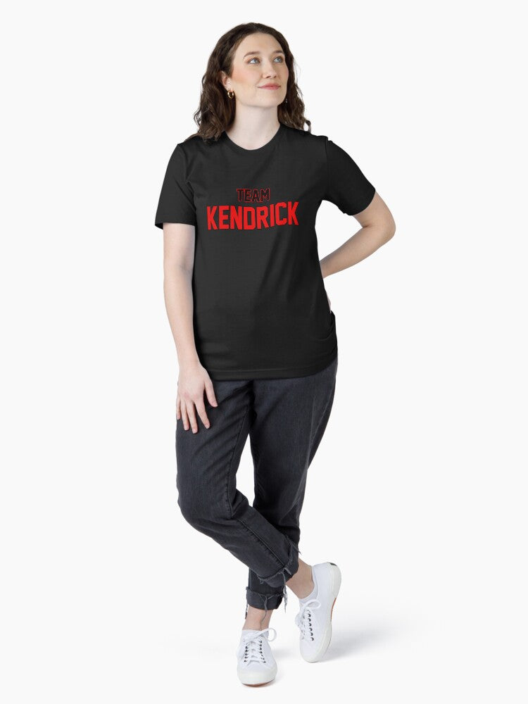 Team Kendrick - Red and Black Essential T-Shirt