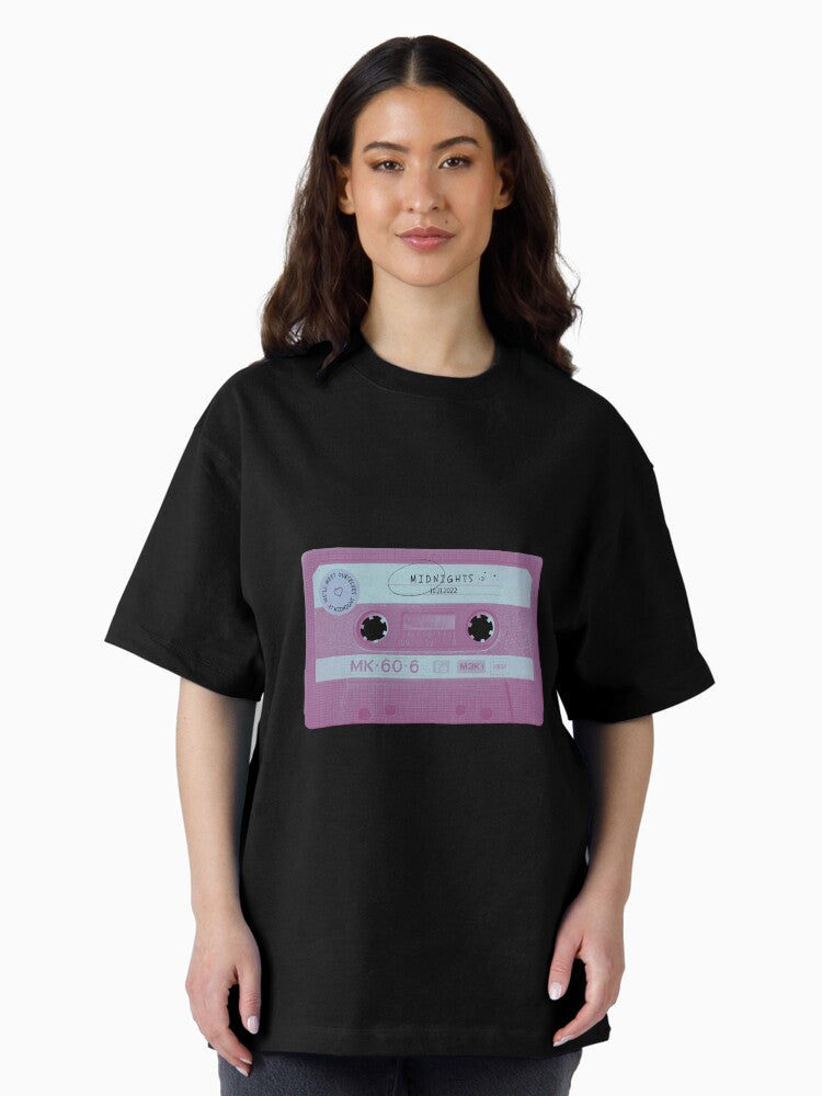 Midnights mayhem with me vintage cassette Oversized T-Shirt