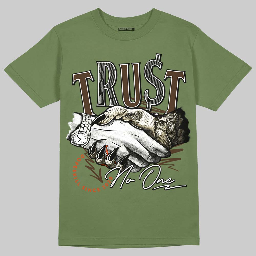 Olive Collection DopeSkill Olive T-shirt Trust No One Graphic