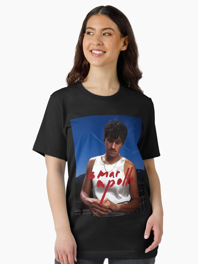 Omar American And SZA World Essential T-Shirt